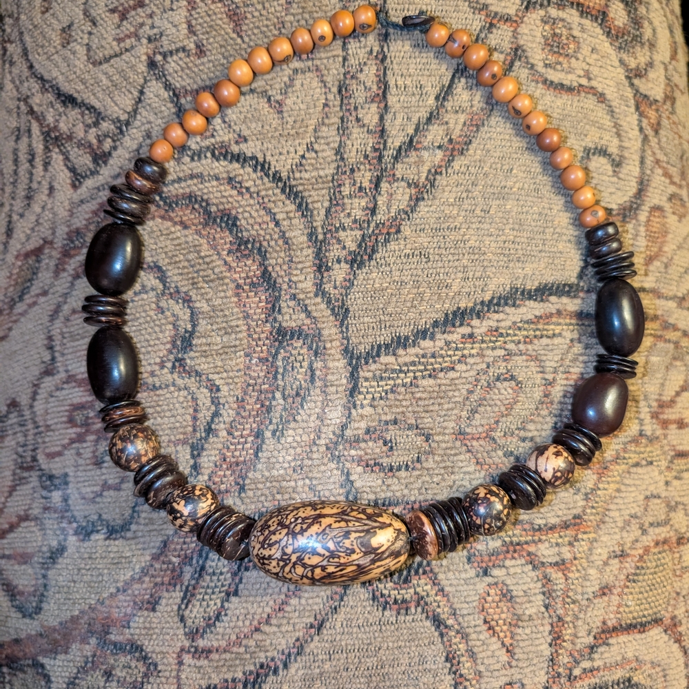 Elegant Brown Beaded Necklace